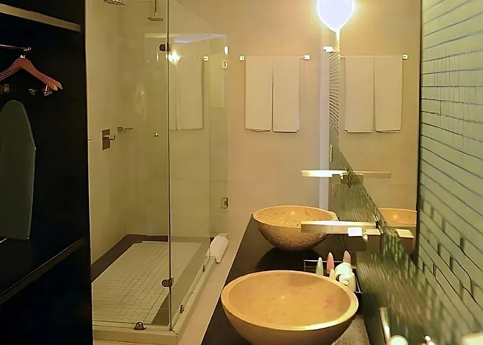 Hotel In Fashion & (adults Only)