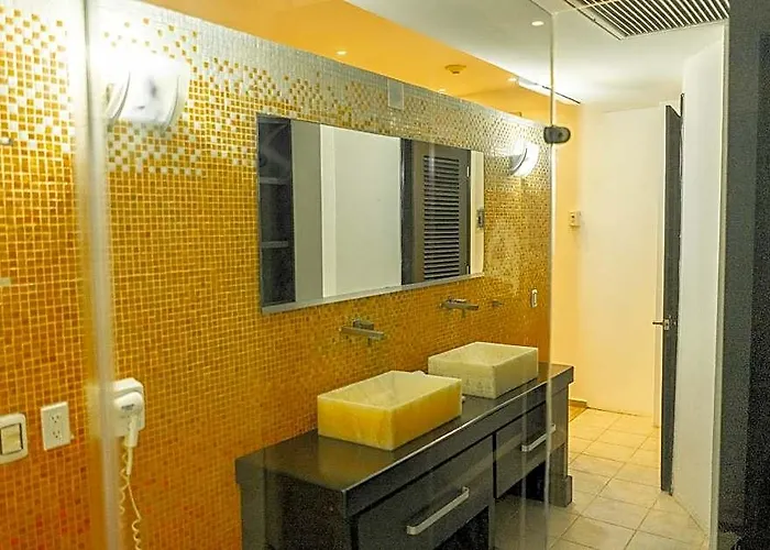 In Fashion & (adults Only) Playa del Carmen